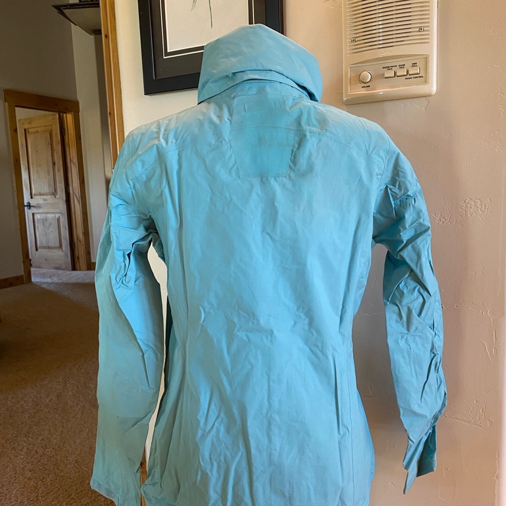 Mountain Hardware Rain Shell M Euc Green - image 6
